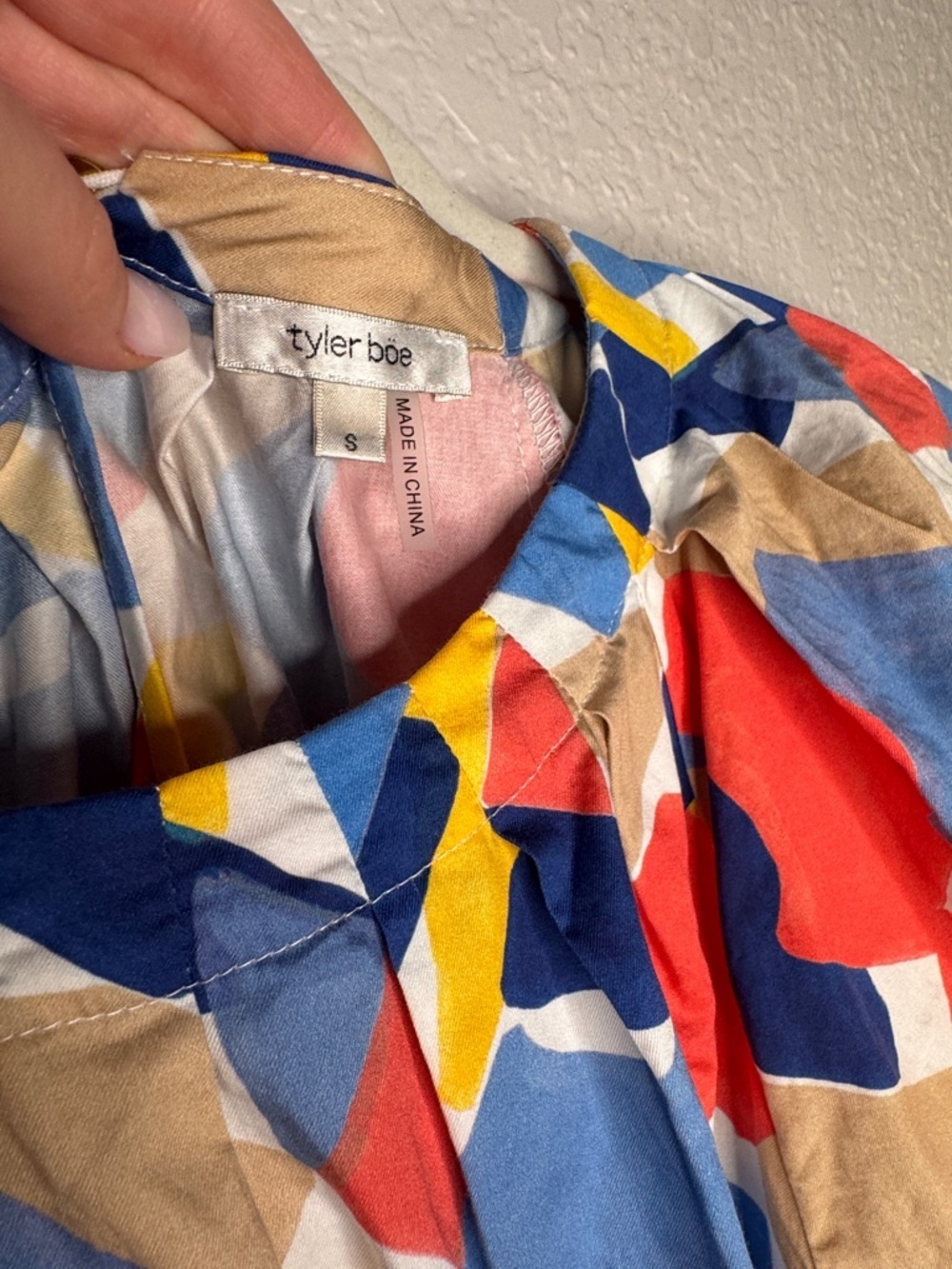 NEW TYLER BOE Renee Puzzle Top Multi Color Small Puff Sleeve Summer Spring - Picture 3 of 5